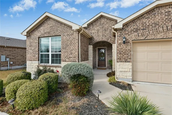 Property Slideshow image 2 of 40 | 704 archer ln, Georgetown, TX, 78633