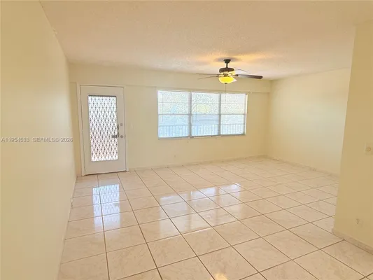 Property Slideshow image 3 of 20 | 850 sw 133rd ter 416b, Pembroke Pines, FL, 33027