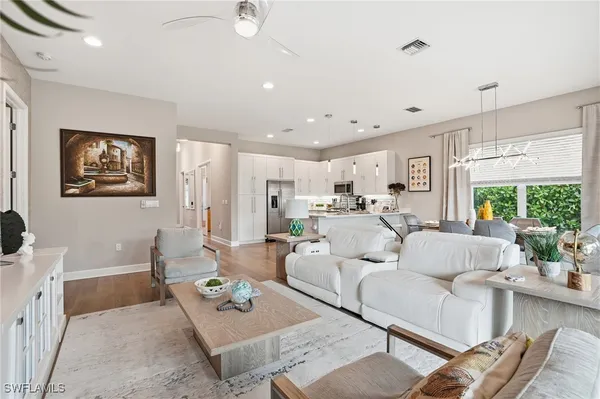 Property Slideshow image 3 of 43 | 11394 jacaranda dr, Naples, FL, 34120