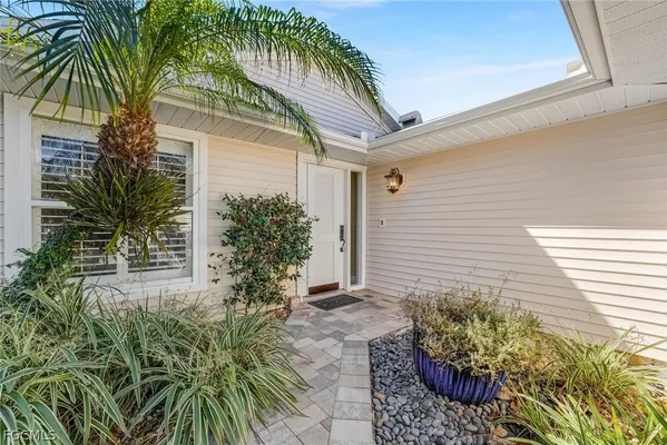 Property Slideshow image 3 of 43 | 14720 olde millpond ct, Fort Myers, FL, 33908