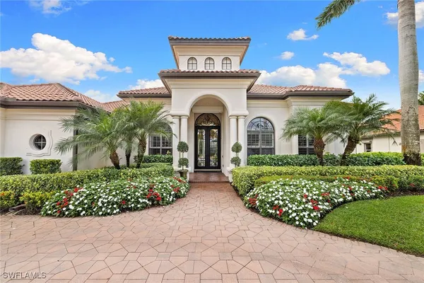 Property Slideshow image 2 of 50 | 7837 classics dr, Naples, FL, 34113