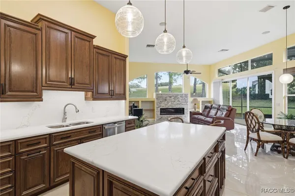 Property Slideshow image 2 of 82 | 1861 n eagle chase dr, Hernando, FL, 34442
