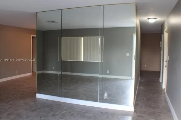 Property Slideshow image 2 of 25 | 2023 sw 16th ave, Boynton Beach, FL, 33426