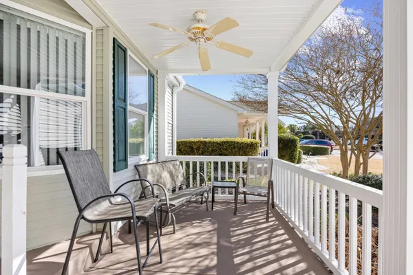 Property Slideshow image 3 of 40 | 141 lakeside crossing dr, Conway, SC, 29526