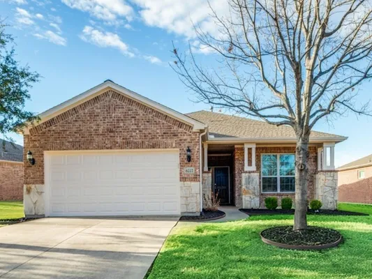 Property Slideshow image 2 of 36 | 6227 eagle point ln, Frisco, TX, 75036