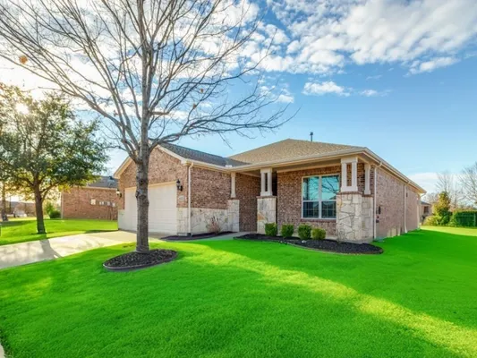 Property Slideshow image 3 of 36 | 6227 eagle point ln, Frisco, TX, 75036