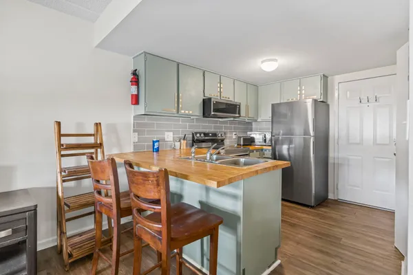 Property Slideshow image 2 of 39 | 6850 blue heron blvd 206, Myrtle Beach, SC, 29588