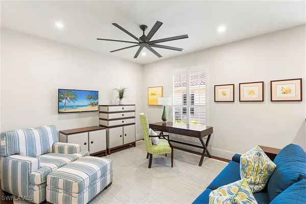 Property Slideshow image 2 of 42 | 8456 abbington cir 1722, Naples, FL, 34108