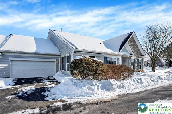 Property Slideshow image 2 of 27 | 1881 jeanine way, Hellertown, PA, 18055