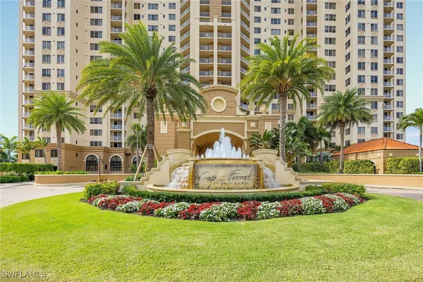 Property Slideshow image 2 of 50 | 6597 nicholas blvd 405, Naples, FL, 34108