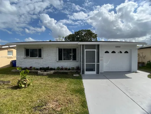 Property Slideshow image 2 of 19 | 6990 nw 17th st, Margate, FL, 33063