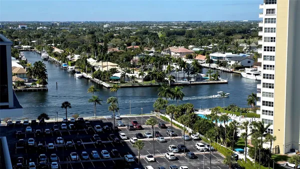 Property Slideshow image 2 of 28 | 3333 ne 34th st 1503, Fort Lauderdale, FL, 33308