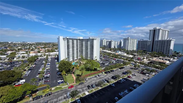 Property Slideshow image 3 of 28 | 3333 ne 34th st 1503, Fort Lauderdale, FL, 33308