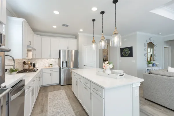 Property Slideshow image 3 of 34 | 944 memorial dr, Little Elm, TX, 76227