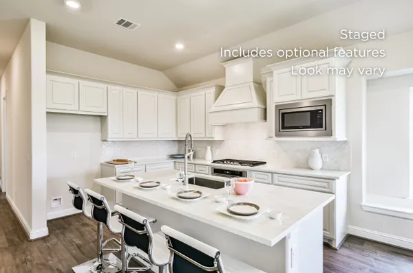 Property Slideshow image 3 of 9 | 5231 yellowstar ln, Montgomery, TX, 77316