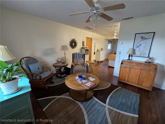 Property Slideshow image 3 of 16 | 132 parkview cir, Lake Placid, FL, 33852