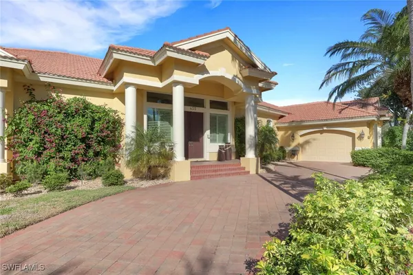 Property Slideshow image 3 of 50 | 435 terracina way, Naples, FL, 34119