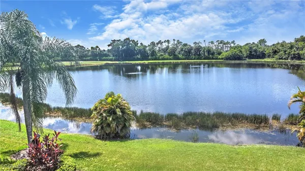 Property Slideshow image 3 of 40 | 13264 white marsh ln 3305, Fort Myers, FL, 33912