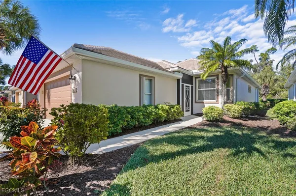 Property Slideshow image 2 of 36 | 8103 woodridge pointe dr, Fort Myers, FL, 33912