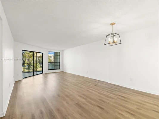 Property Slideshow image 2 of 38 | 7547 fairfax dr 210, Tamarac, FL, 33321