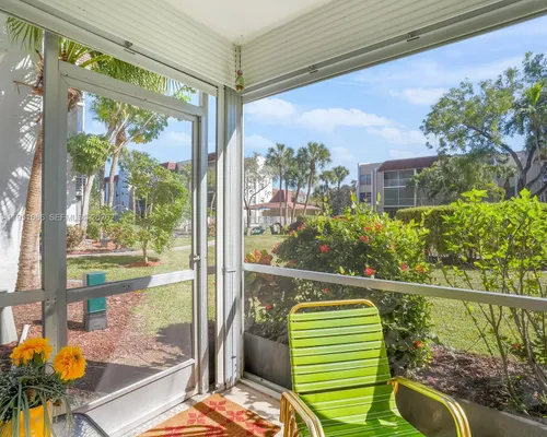 Property Slideshow image 3 of 34 | 3531 inverrary dr 107, Lauderhill, FL, 33319