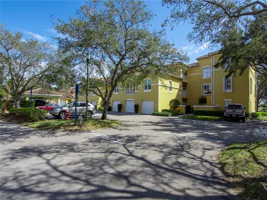 Property Slideshow image 2 of 33 | 5015 fairways cir a102, Vero Beach, FL, 32967