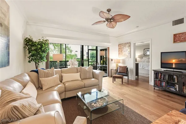 Property Slideshow image 2 of 49 | 571 e serendipity dr 571, Naples, FL, 34108