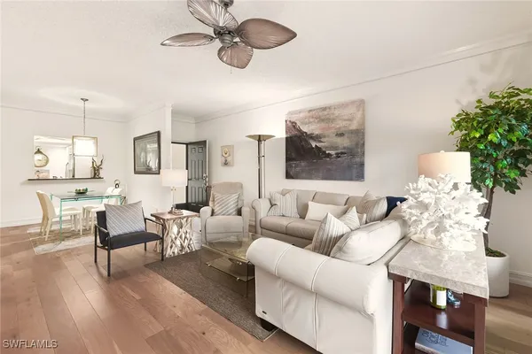 Property Slideshow image 3 of 49 | 571 e serendipity dr 571, Naples, FL, 34108