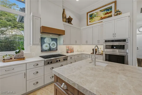Property Slideshow image 3 of 50 | 3837 mahogany bend dr, Naples, FL, 34114