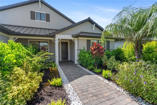 Property Slideshow image 2 of 49 | 19001 aqua shore dr, Fort Myers, FL, 33913