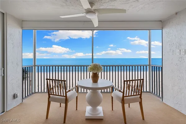 Property Slideshow image 2 of 25 | 1919 gulf shore blvd 301, Naples, FL, 34102