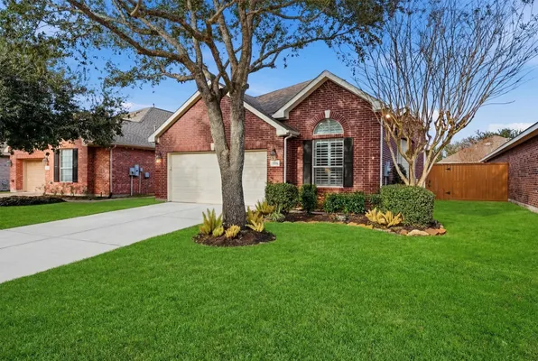 Property Slideshow image 2 of 27 | 5311 baron trace ln, Katy, TX, 77494