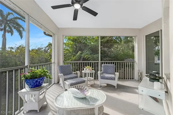 Property Slideshow image 2 of 43 | 11033 harbour yacht ct 202, Fort Myers, FL, 33908