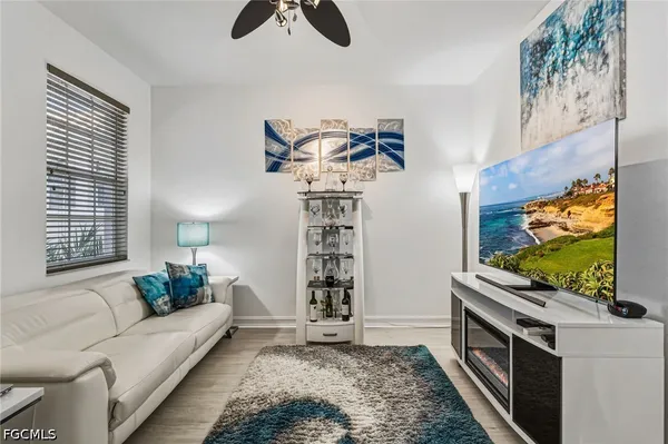 Property Slideshow image 3 of 49 | 11033 harbour yacht ct 202, Fort Myers, FL, 33908