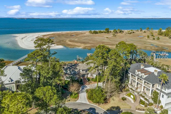 Property Slideshow image 2 of 50 | 53 ribaut dr, Hilton Head Island, SC, 29926