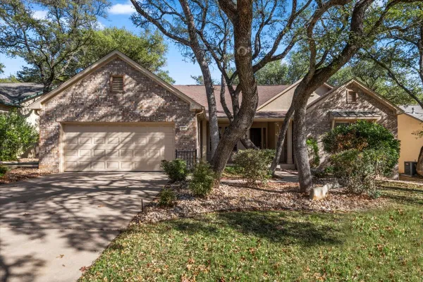 Property Slideshow image 2 of 21 | 211 whispering wind dr, Georgetown, TX, 78633