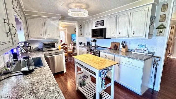 Property Slideshow image 2 of 49 | 14667 paul revere loop, North Fort Myers, FL, 33917