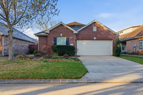 Property Slideshow image 2 of 47 | 1308 palermo dr, Pearland, TX, 77581