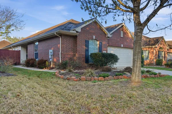 Property Slideshow image 2 of 50 | 1308 palermo dr, Pearland, TX, 77581