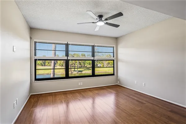 Property Slideshow image 3 of 36 | 21 plantation dr 205, Vero Beach, FL, 32966