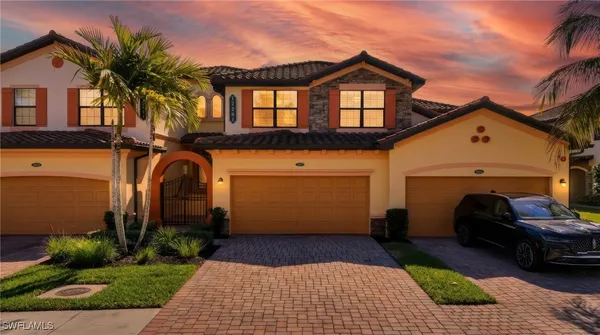 Property Slideshow image 3 of 50 | 17281 cherrywood ct 8603, Bonita Springs, FL, 34135
