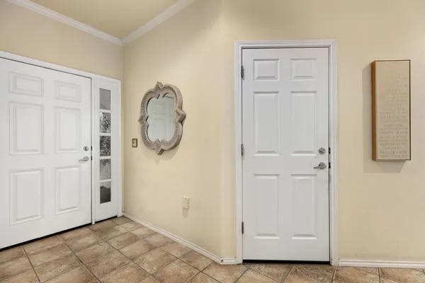 Property Slideshow image 3 of 28 | 316 crockett loop, Georgetown, TX, 78633