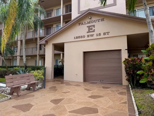 Property Slideshow image 2 of 9 | 12550 sw 15th st e406, Pembroke Pines, FL, 33027