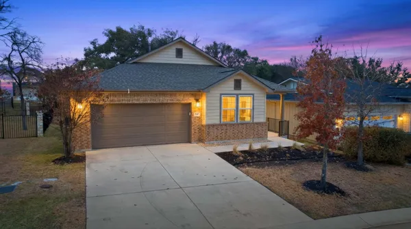 Property Slideshow image 3 of 40 | 132 gliding willow st, San Marcos, TX, 78666