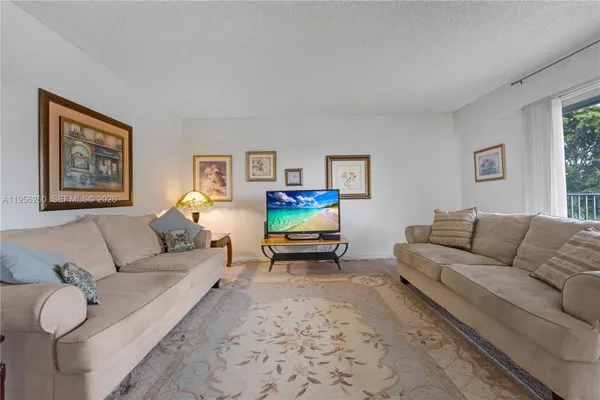Property Slideshow image 3 of 58 | 551 sw 135th ave b410, Pembroke Pines, FL, 33027
