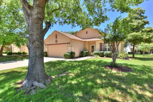 Property Slideshow image 3 of 24 | 508 texas dr, Georgetown, TX, 78633