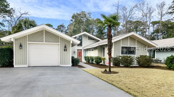 Property Slideshow image 3 of 52 | 12 myrtle warbler rd, Hilton Head Island, SC, 29926