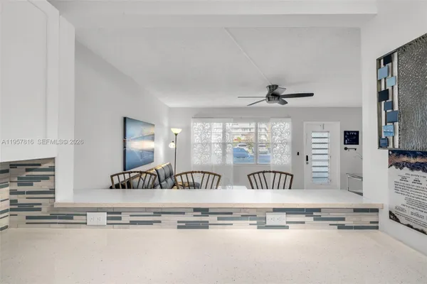 Property Slideshow image 3 of 36 | 1116 cambridge e unit e, Deerfield Beach, FL, 33442