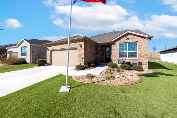 Property Slideshow image 2 of 40 | 642 martingale st, Georgetown, TX, 78633