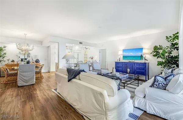 Property Slideshow image 2 of 21 | 5801 glencove dr 502, Naples, FL, 34108